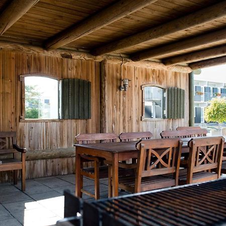 4 Person Holiday Home On A Holiday Park In Glesborg Zewnętrze zdjęcie