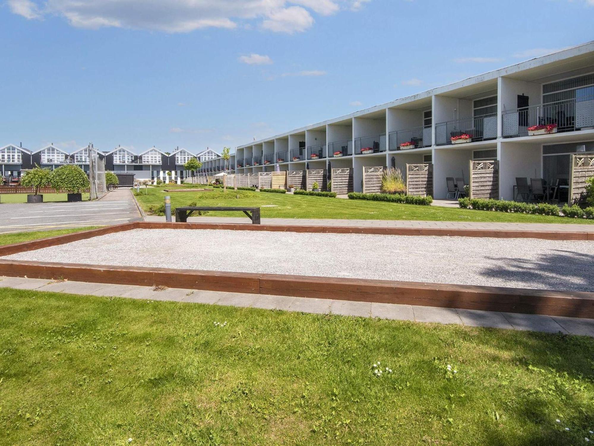 4 Person Holiday Home On A Holiday Park In Glesborg Zewnętrze zdjęcie